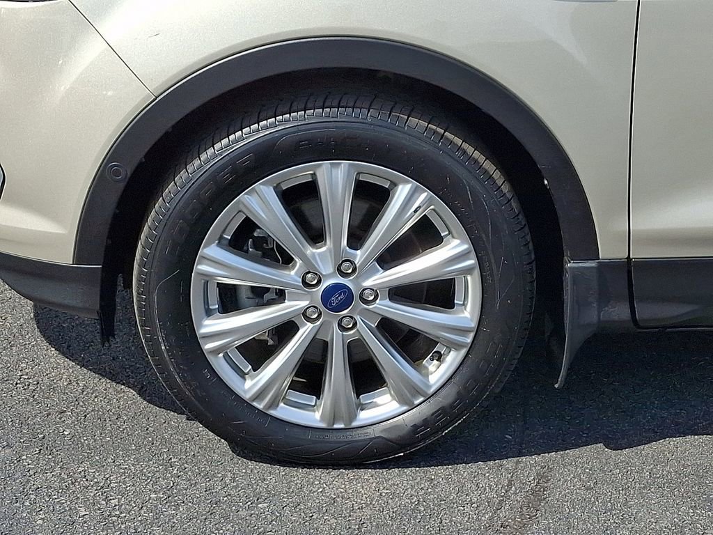 Certified 2018 Ford Escape Titanium w/ Ford Safe & Smart Package image 8