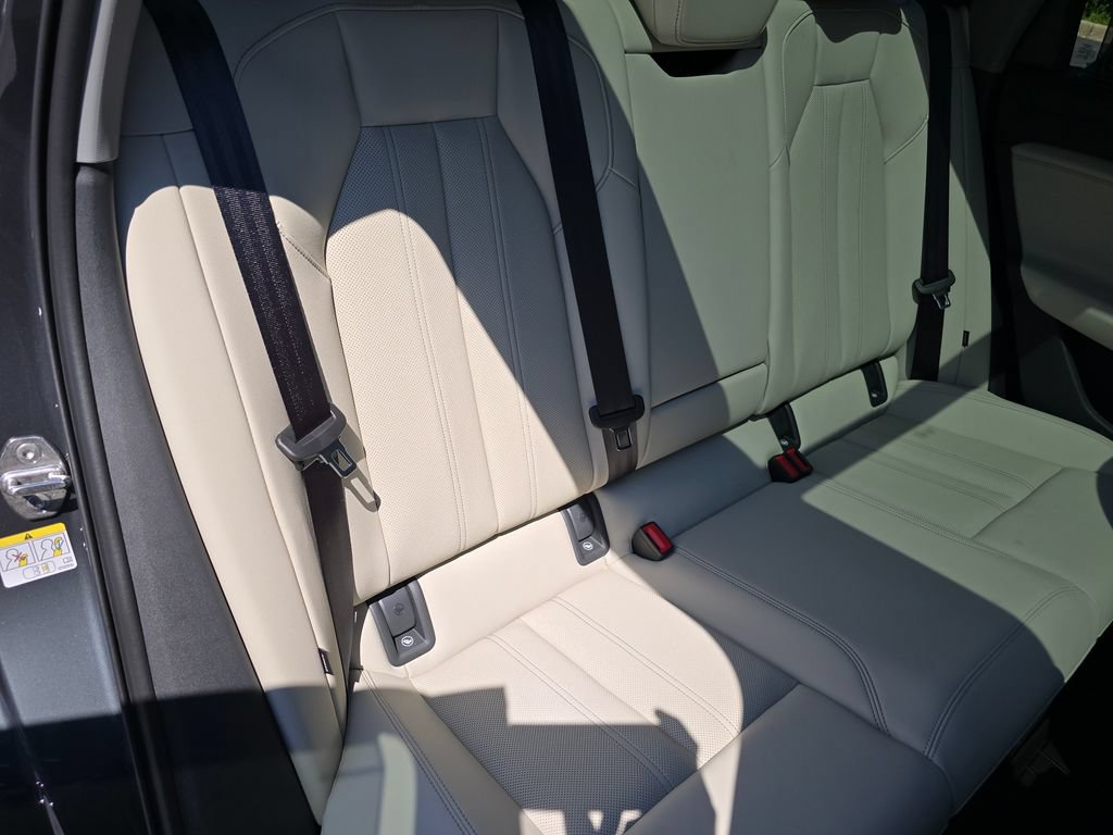 New 2027 Audi Q6 e-tron Prestige AWD/4WD image 16