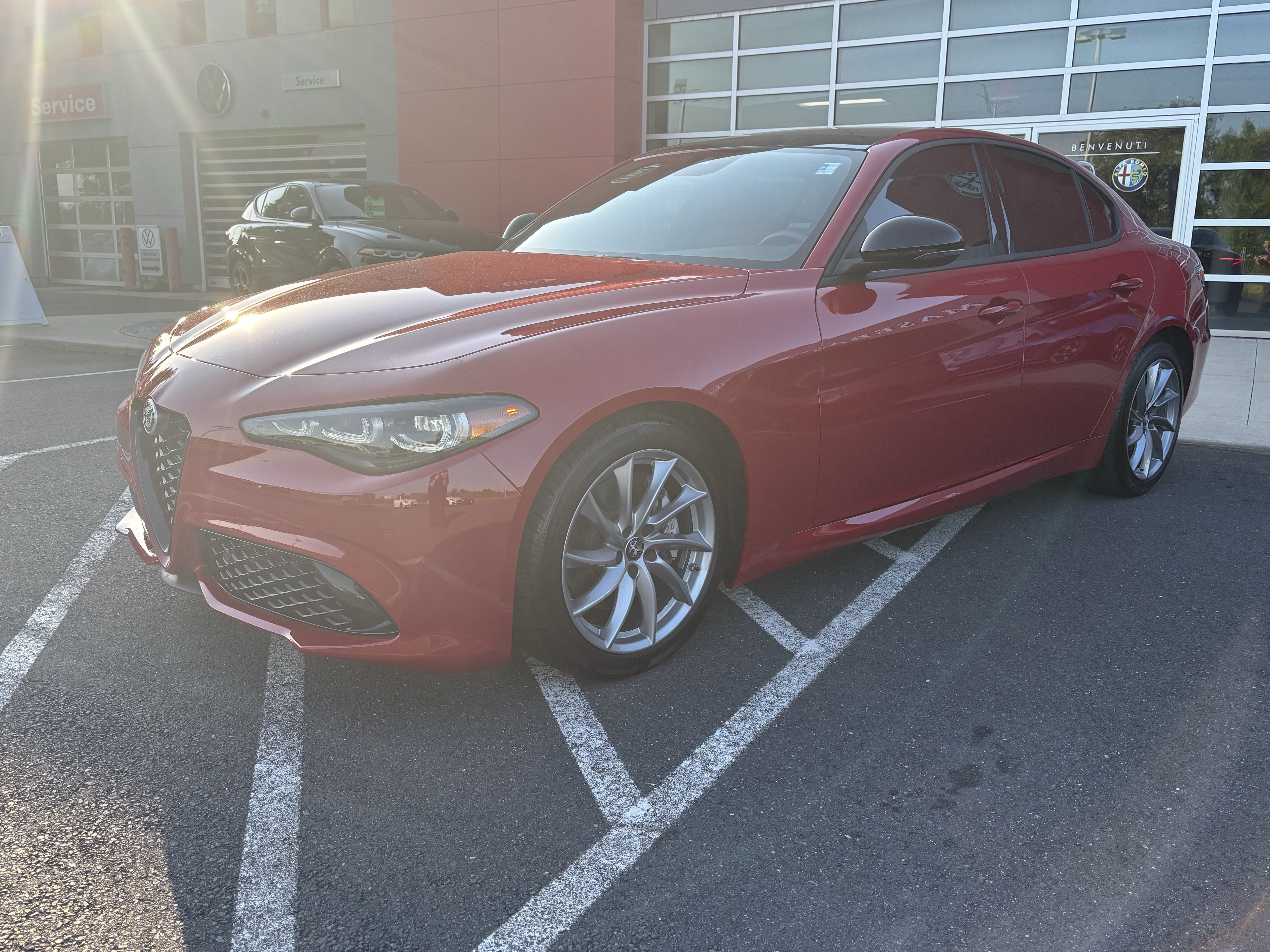 Certified 2024 Alfa Romeo Giulia Sprint RWD image 3