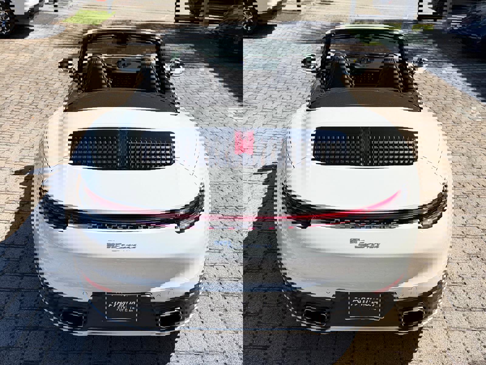 Used 2023 Porsche 911 Carrera image 12