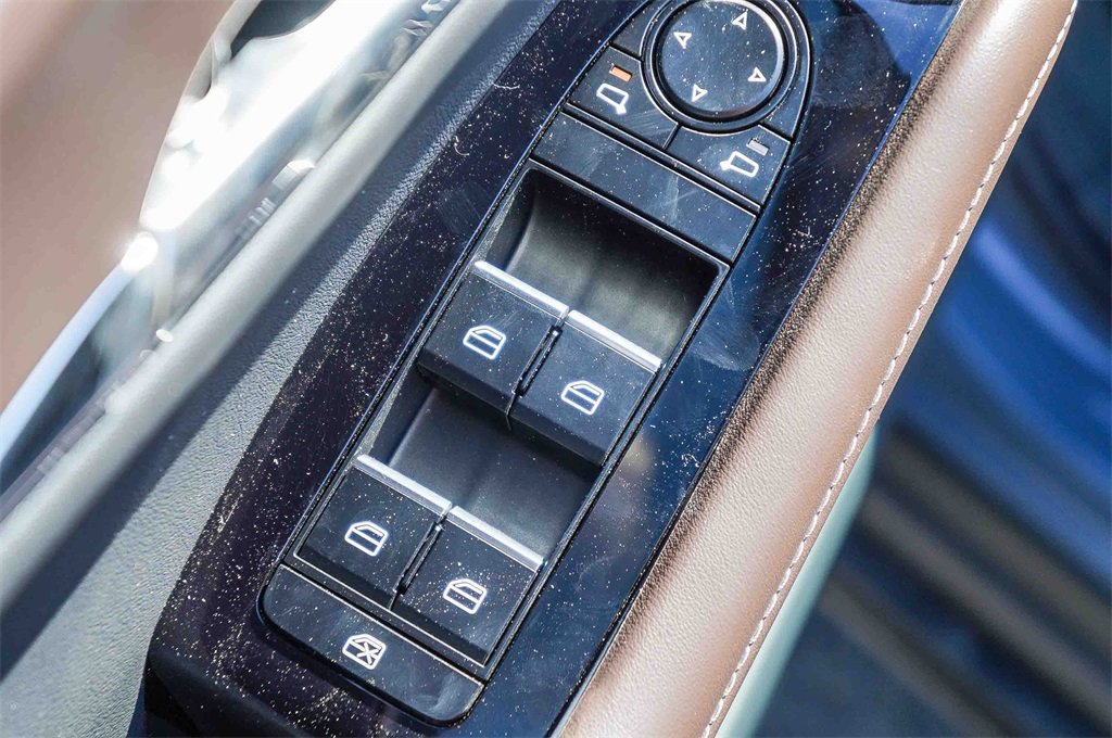 New 2025 MAZDA CX-30 2.5 Turbo w/ Premium Plus Pkg image 23