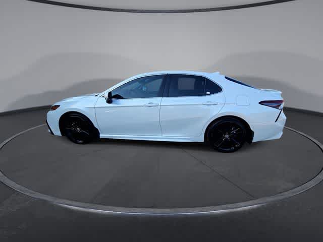 Used 2022 Toyota Camry XSE w/ Cold Weather Package FWD image 5