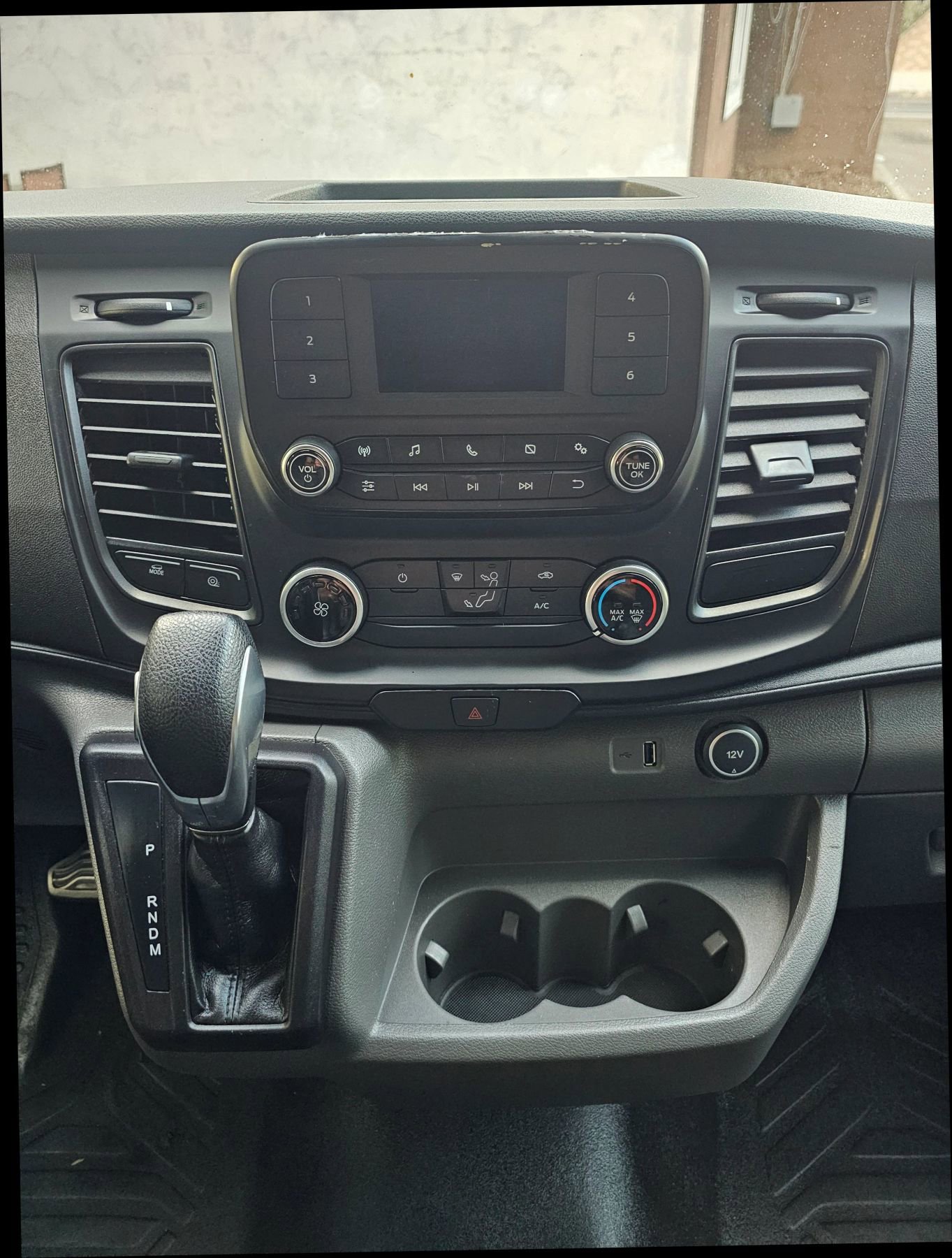 Used 2020 Ford Transit 250 Medium Roof image 24