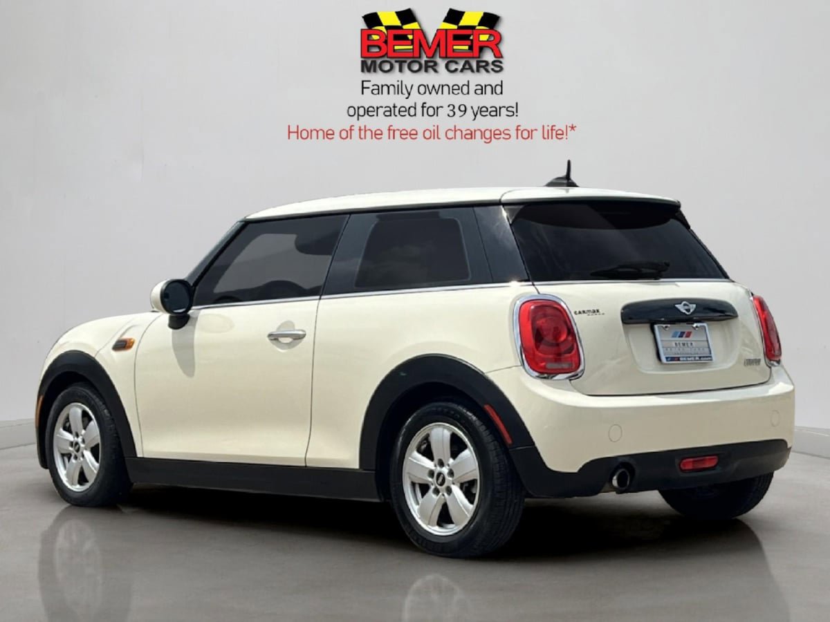Used 2017 MINI Cooper 2-Door Hardtop FWD image 3