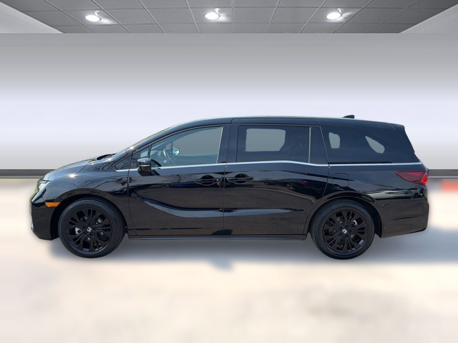 Used 2025 Honda Odyssey Sport-L image 2