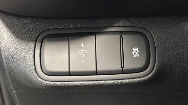 New 2026 Hyundai Venue SEL FWD image 28