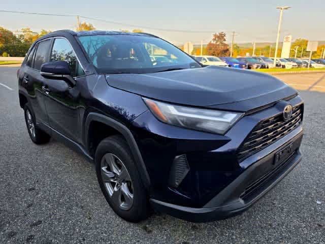 Used 2024 Toyota RAV4 XLE FWD image 3