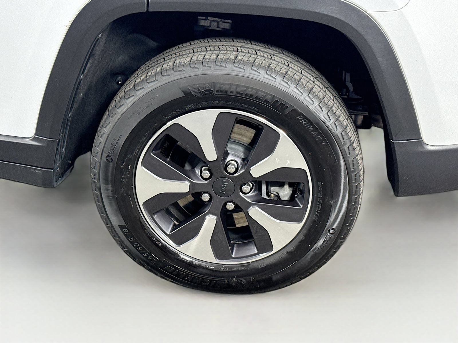 Used 2025 Jeep Grand Cherokee Limited 4xe AWD/4WD image 9