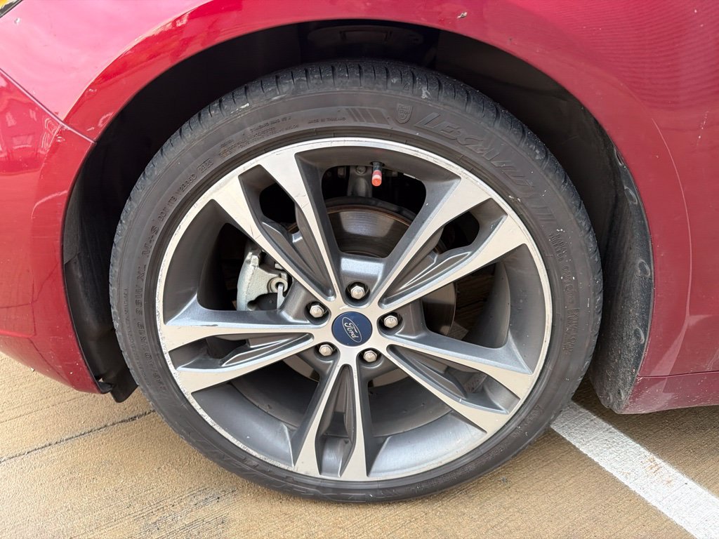 Used 2019 Ford Fusion Titanium AWD/4WD image 7