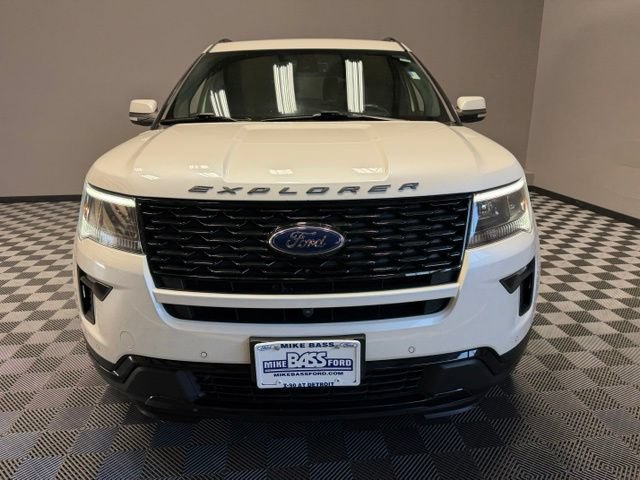 Used 2019 Ford Explorer Sport w/ Equipment Group 401A AWD/4WD image 4