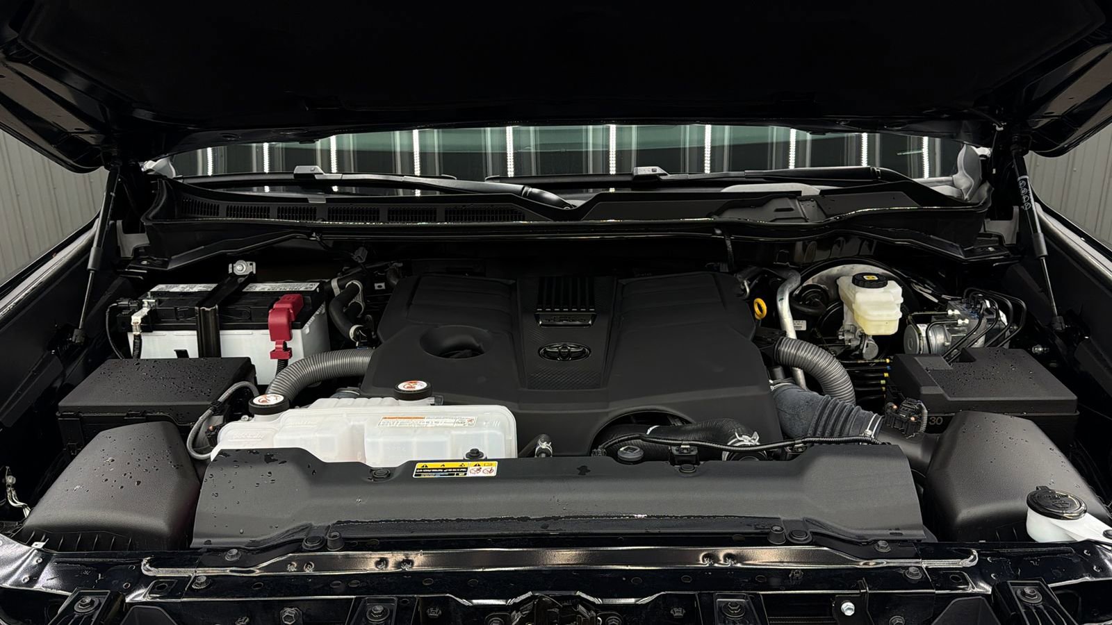 Used 2025 Toyota Tundra Limited image 20