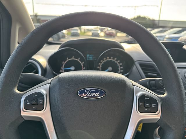 Used 2017 Ford Fiesta SE FWD image 22