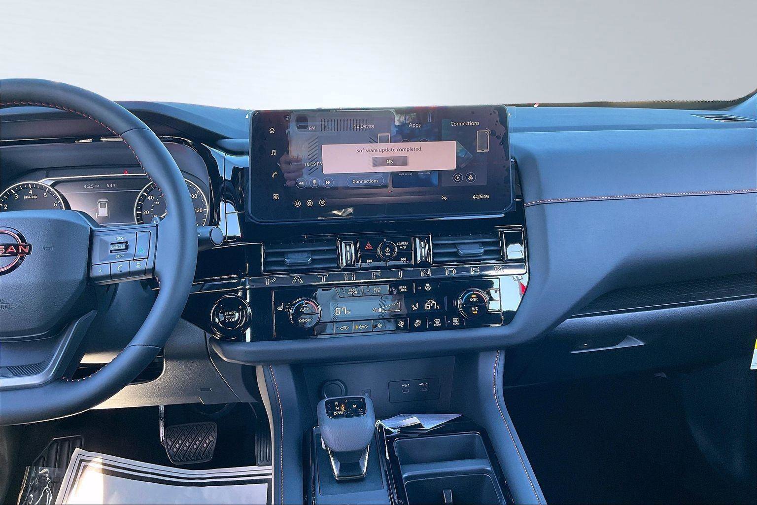 New 2026 Nissan Pathfinder Rock Creek image 8