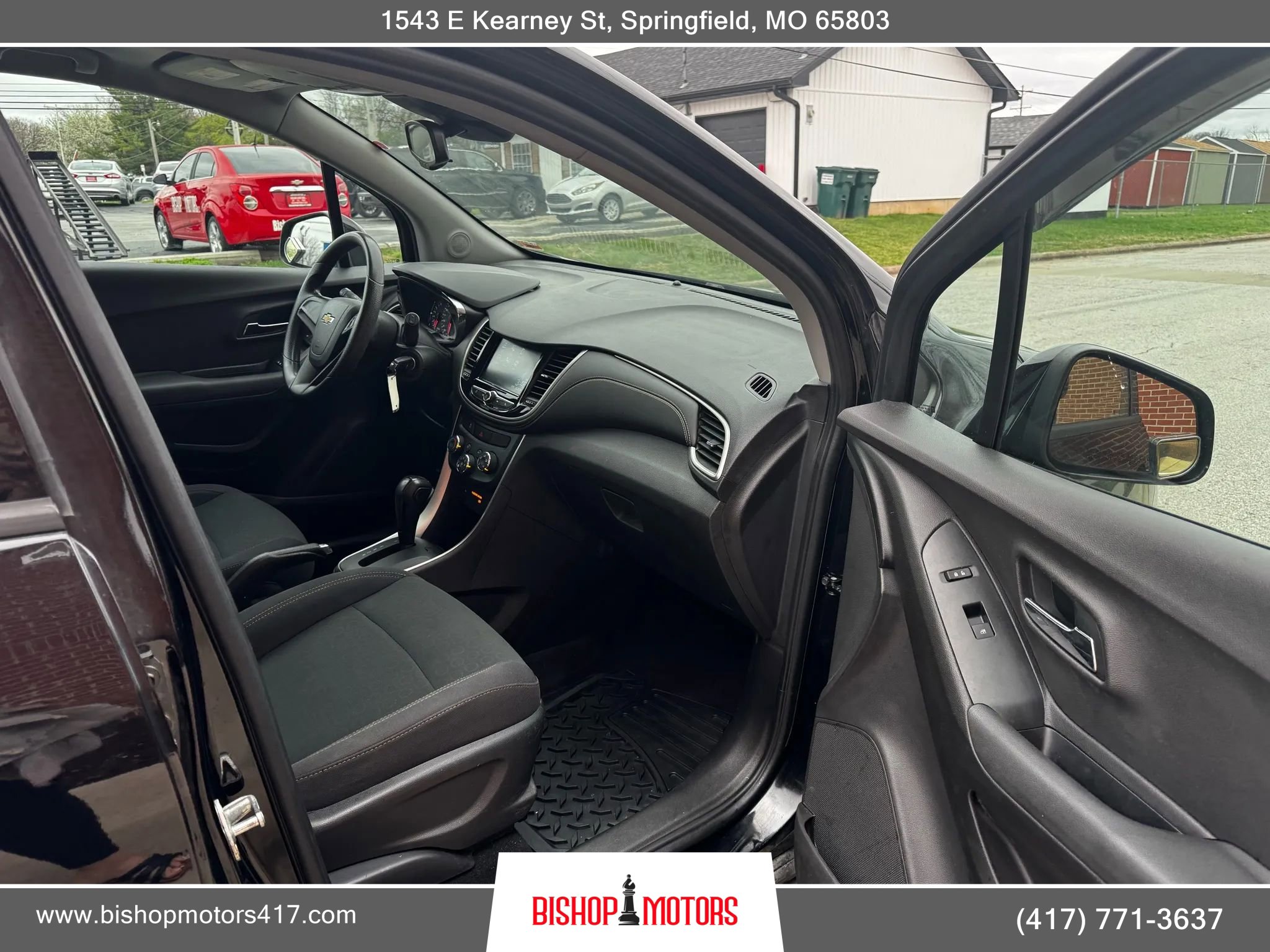 Used 2017 Chevrolet Trax LS FWD image 14