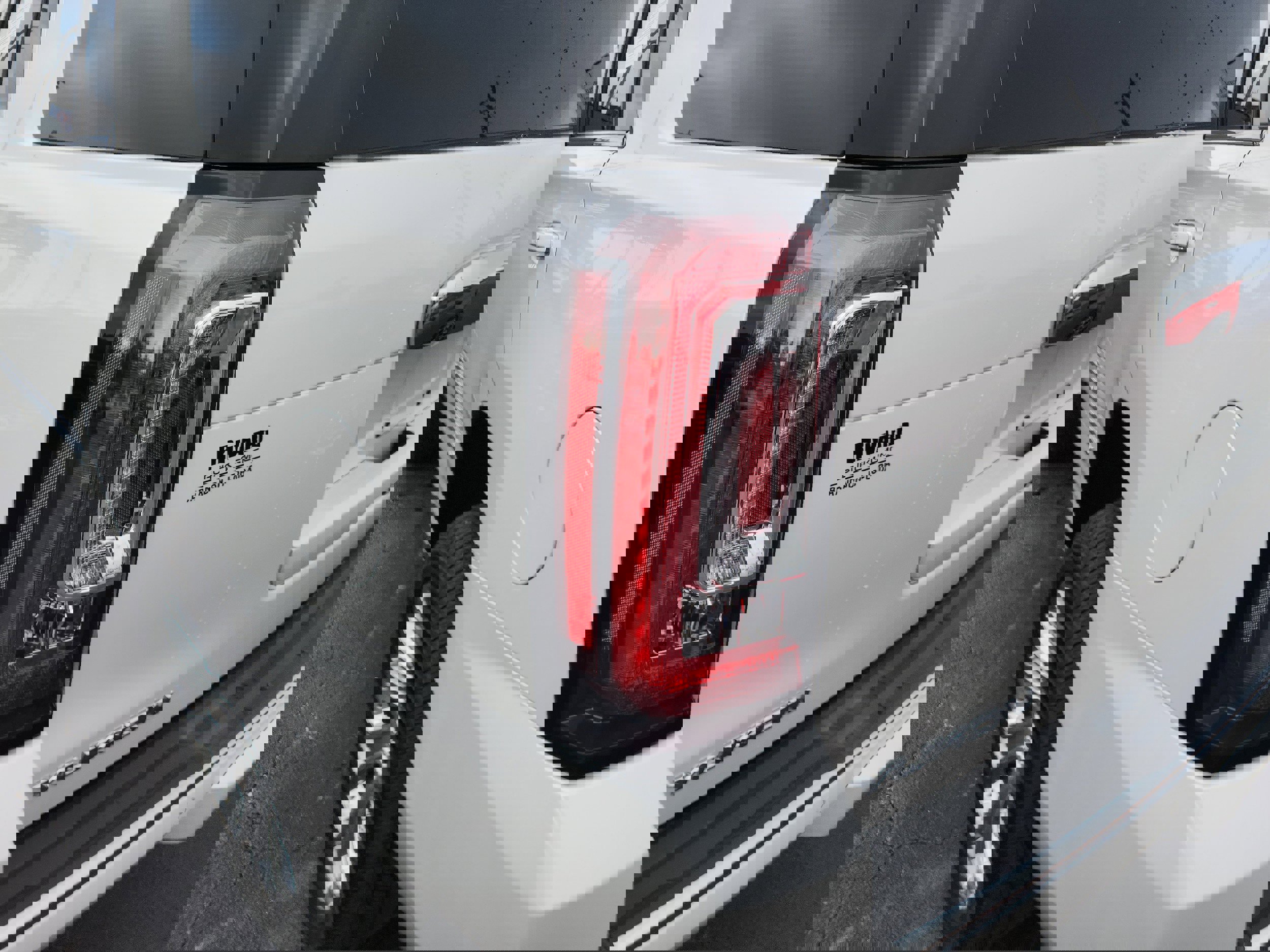 Used 2019 GMC Yukon Denali w/ Denali Ultimate Package image 7