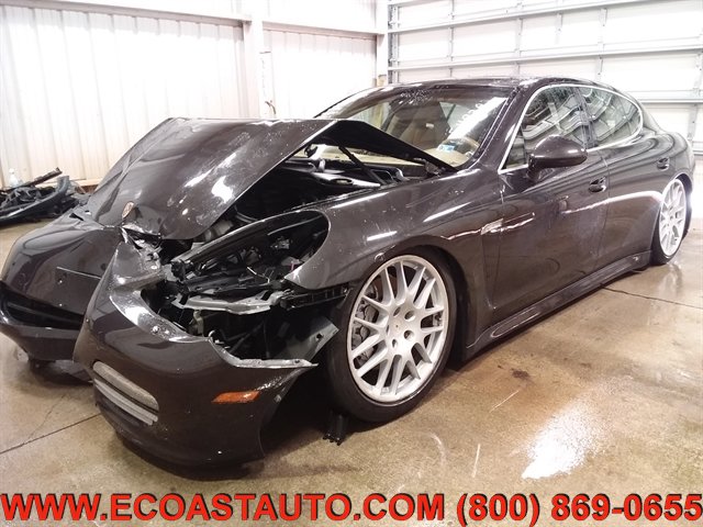 Used 2010 Porsche Panamera 4S image 4