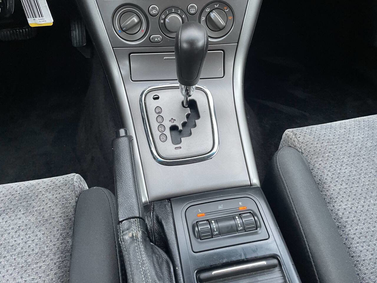 Used 2005 Subaru Outback 2.5i image 24