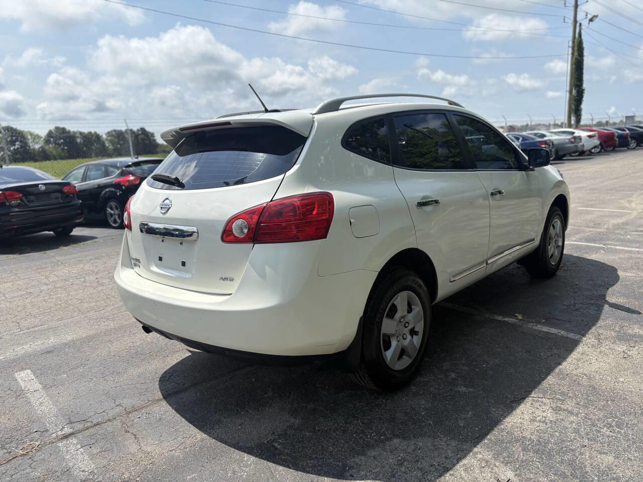 Used 2014 Nissan Rogue S w/ Convenience Package image 5