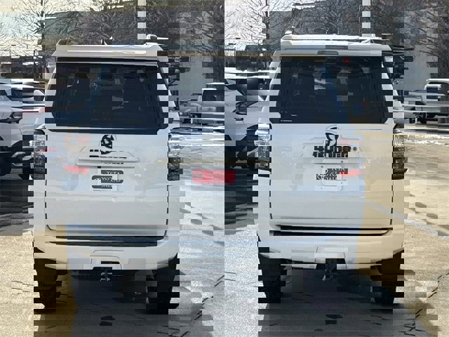 Used 2020 Toyota 4Runner SR5 image 5