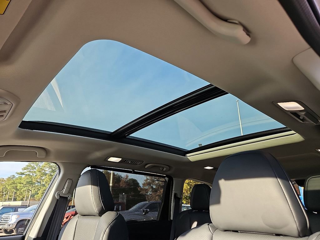 Certified 2025 Subaru Ascent Bronze Edition w/ Onyx Package image 10