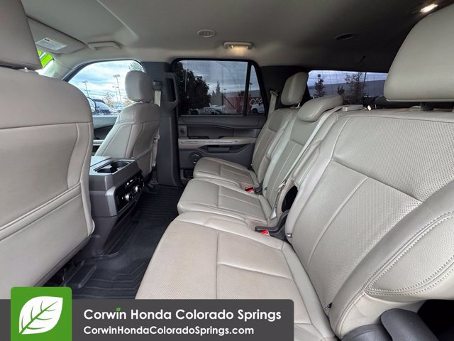 Used 2018 Ford Expedition Max XLT w/ Equipment Group 202A AWD/4WD image 29