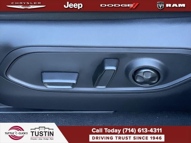 New 2027 Jeep Grand Cherokee Limited w/ Limited Altitude Package RWD image 62