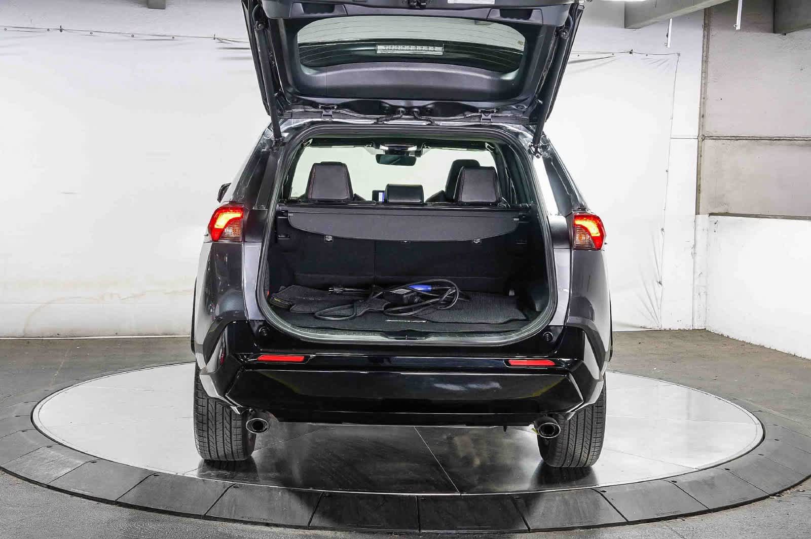 Certified 2024 Toyota RAV4 XSE w/ Weather Package AWD/4WD image 28