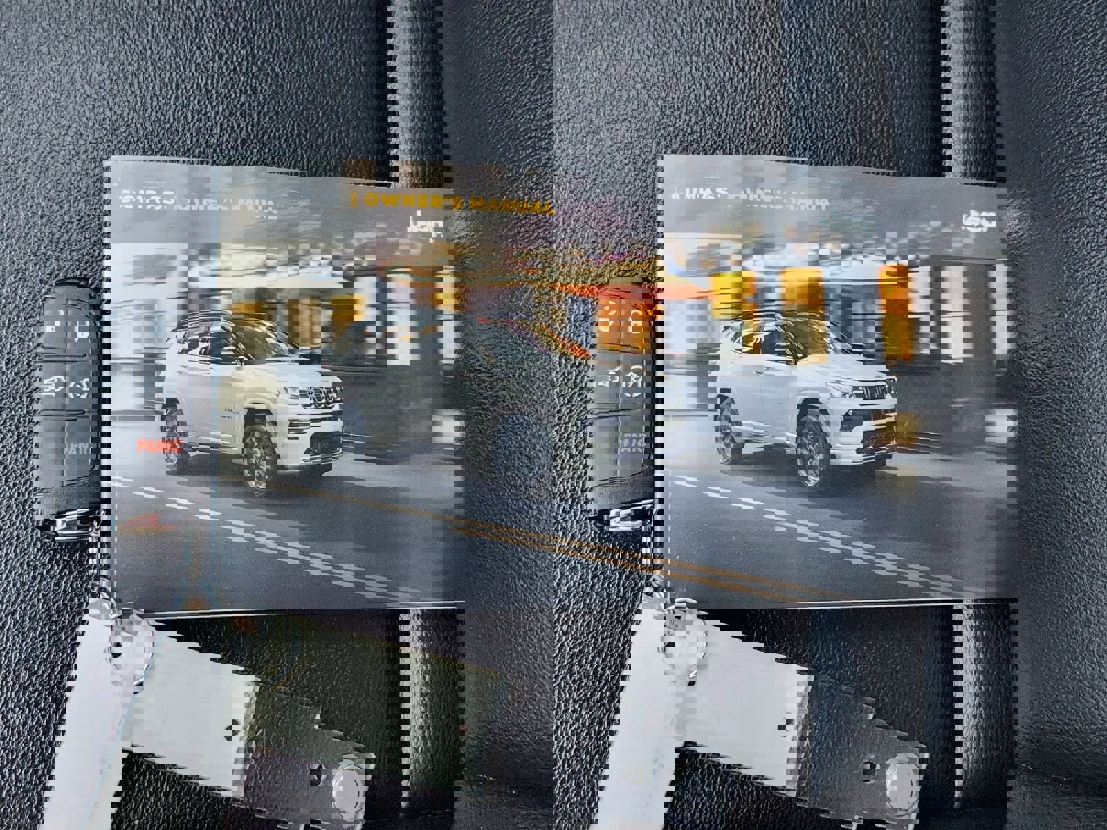 Used 2024 Jeep Compass Latitude w/ Sun and Sound Group image 43