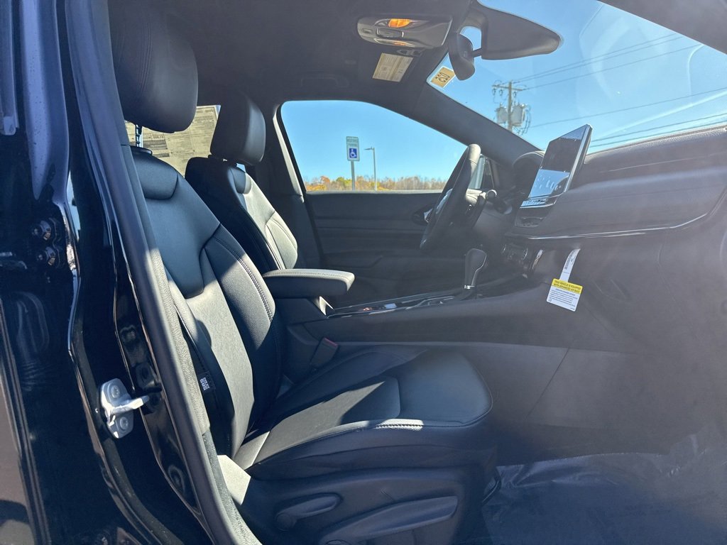 New 2026 Jeep Compass Limited image 10