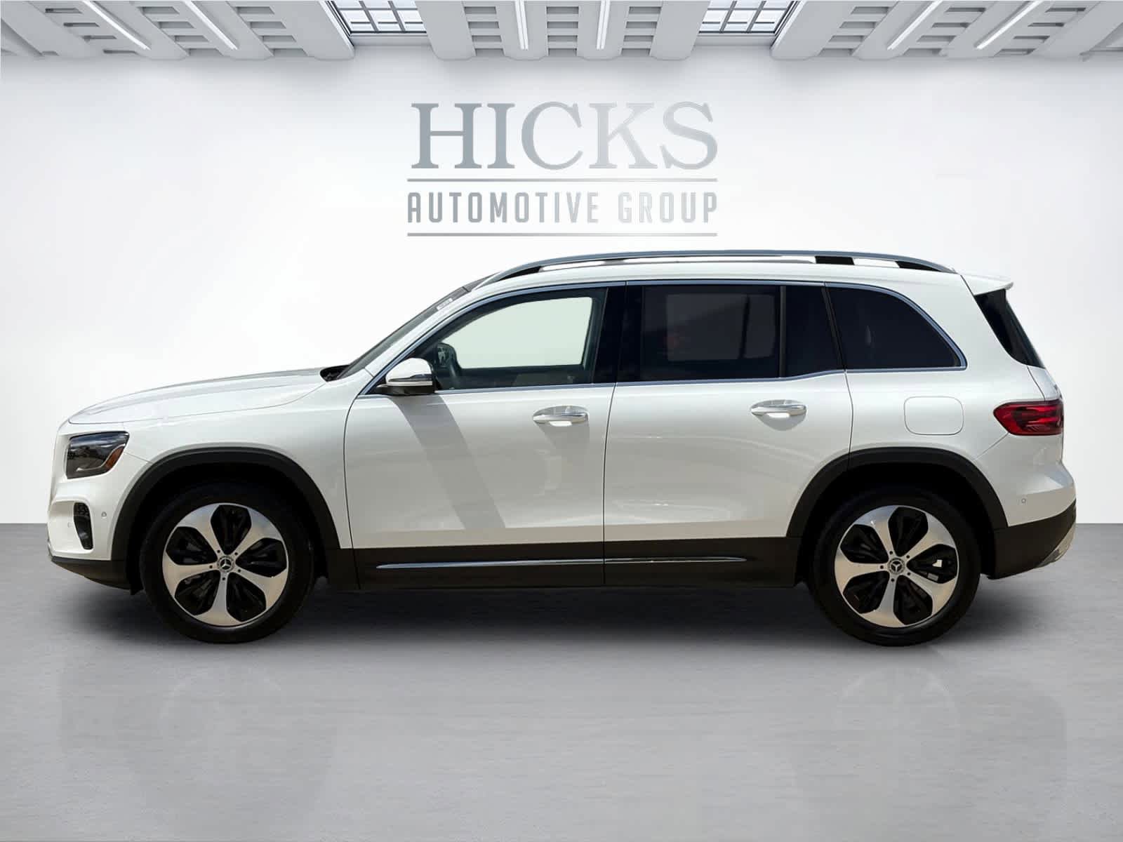 Used 2026 Mercedes-Benz GLB 250 image 8