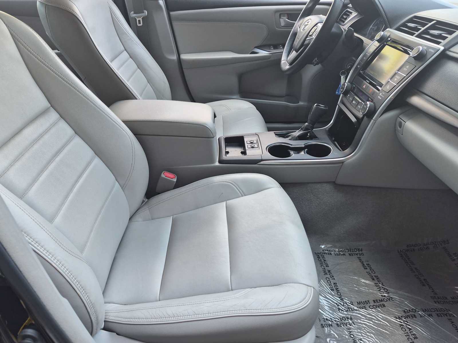 Used 2016 Toyota Camry XLE FWD image 21