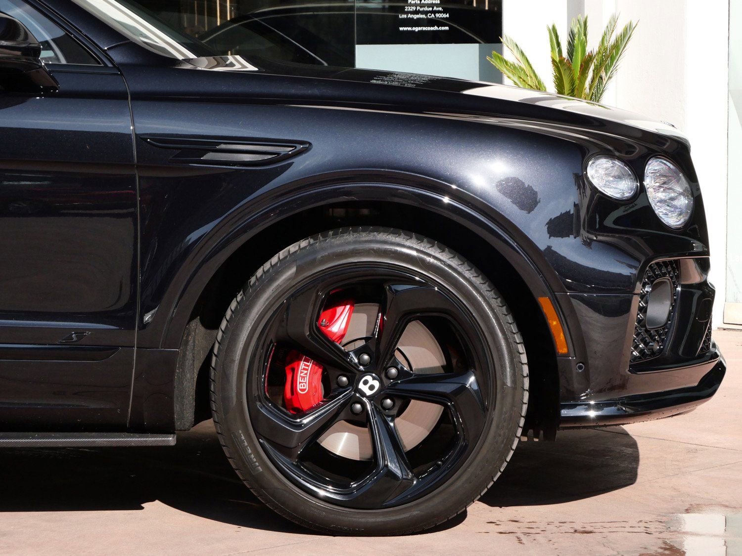 Used 2022 Bentley Bentayga image 6