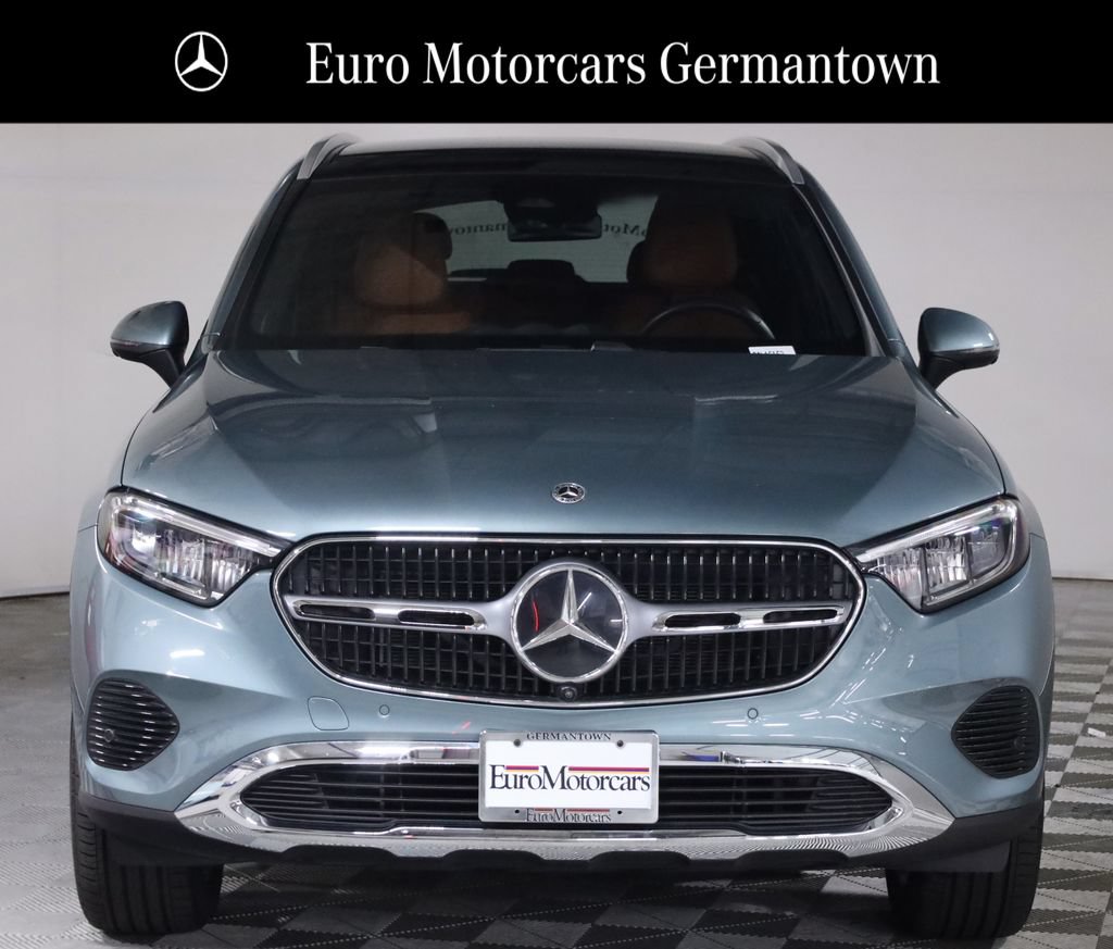 Certified 2026 Mercedes-Benz GLC 300 4MATIC image 2