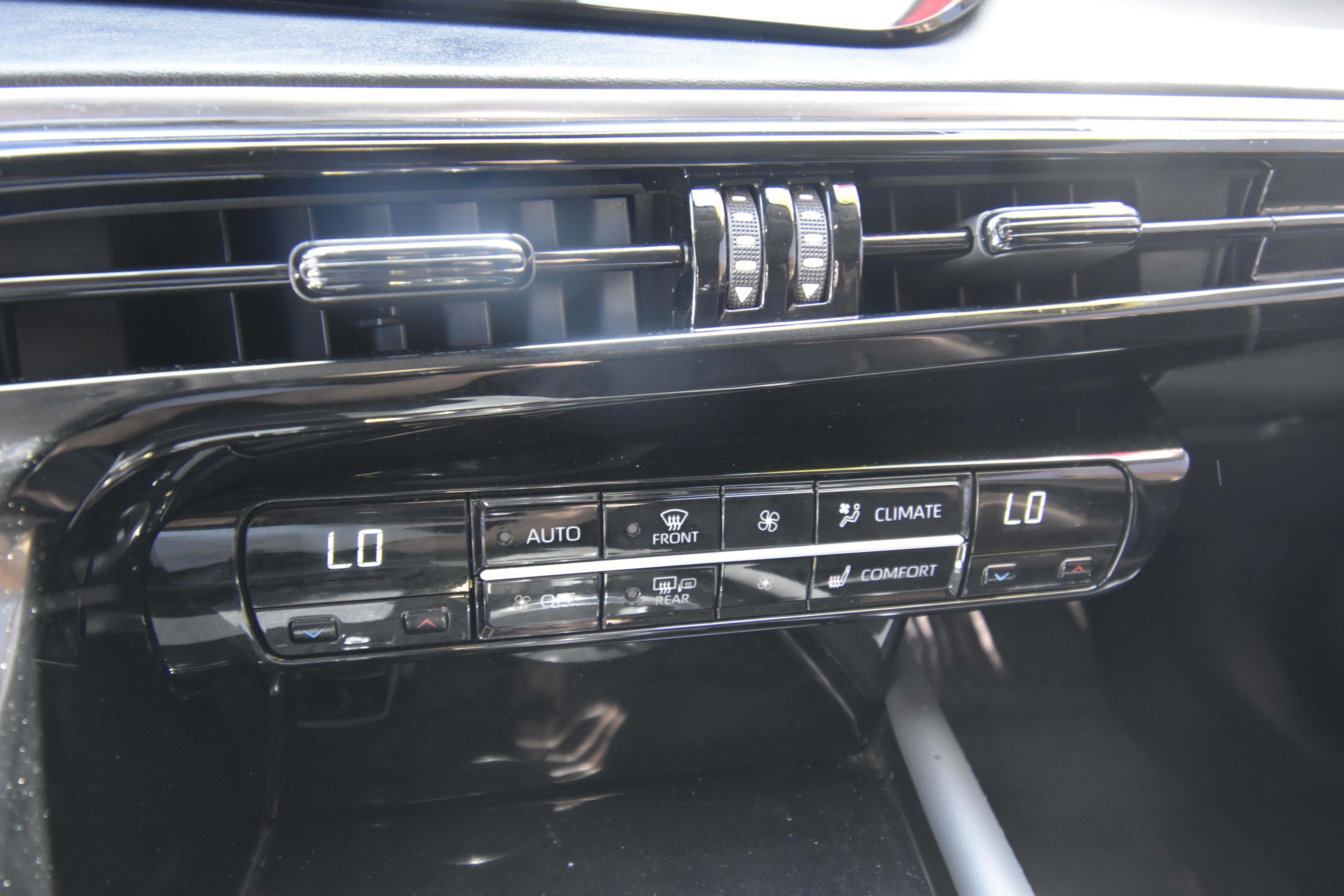 Used 2023 Toyota Mirai w/ Advanced Technology Package RWD image 14