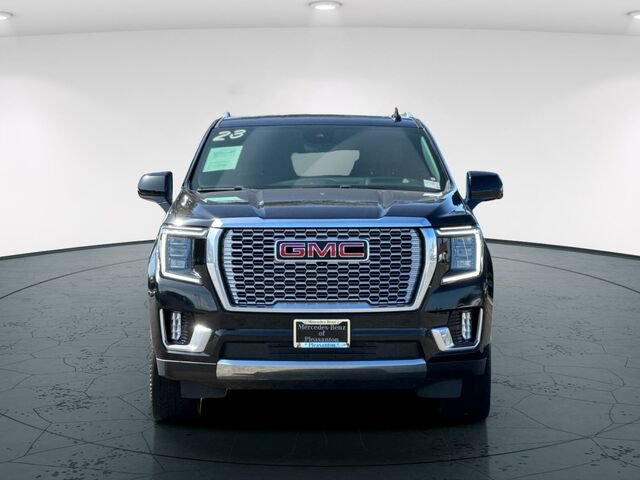 Used 2023 GMC Yukon XL Denali w/ Denali Reserve Package AWD/4WD image 10