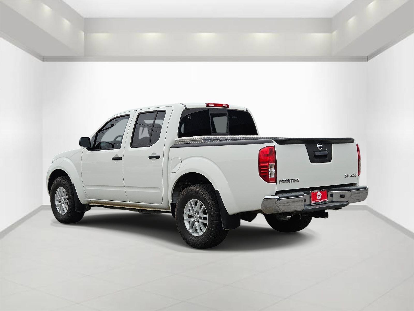Used 2021 Nissan Frontier SV AWD/4WD image 6