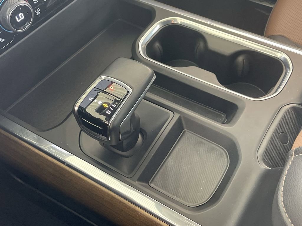 Used 2023 Chevrolet Silverado 1500 High Country w/ Z71 Off-Road Package image 16