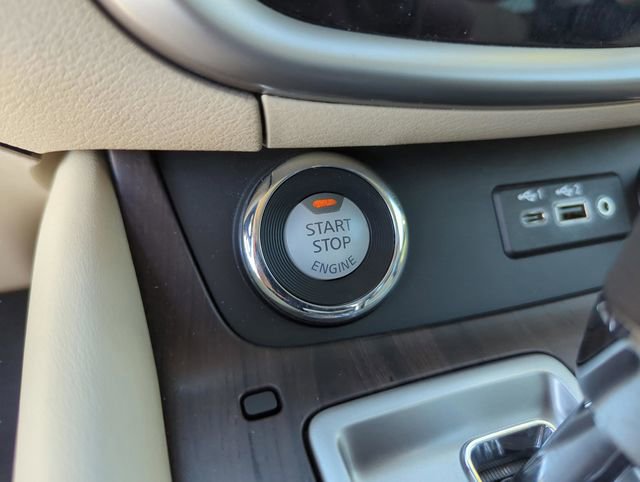 Certified 2020 Nissan Murano Platinum FWD image 43