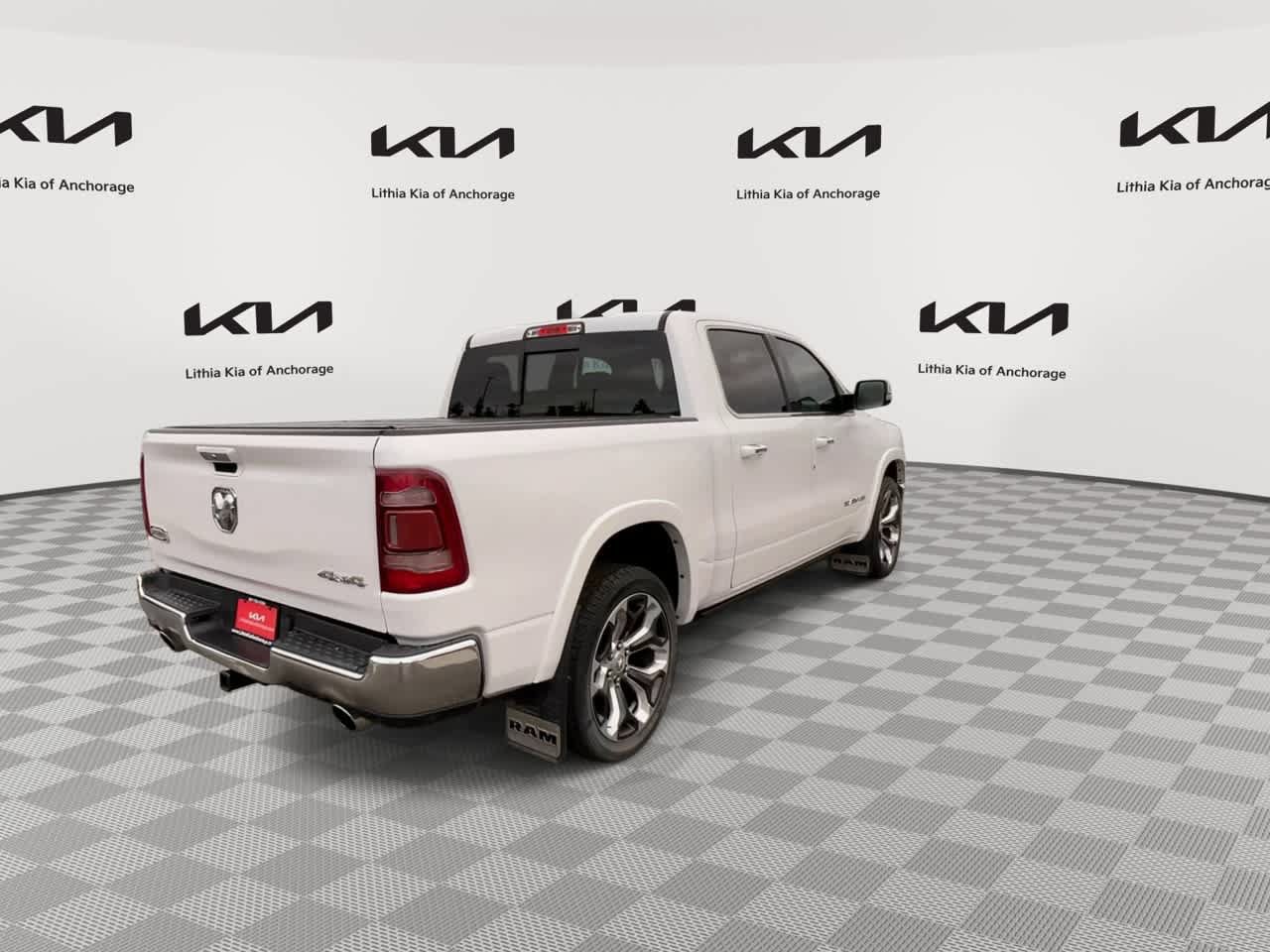 Used 2019 RAM 1500 Laramie Longhorn AWD/4WD image 8
