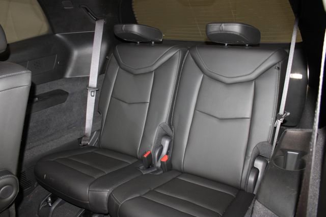 Used 2024 Cadillac XT6 Premium Luxury w/ LPO, Floor Liner Package FWD image 11