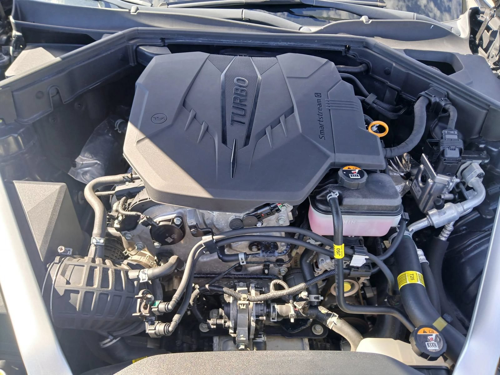 Used 2022 Kia Stinger GT-Line AWD/4WD image 23