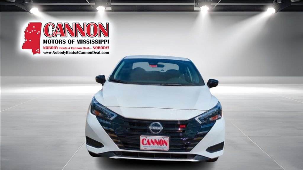 New 2025 Nissan Versa SR w/ Trunk Package image 8