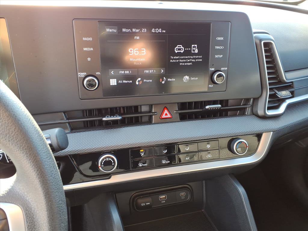 Used 2025 Kia Sportage LX image 22