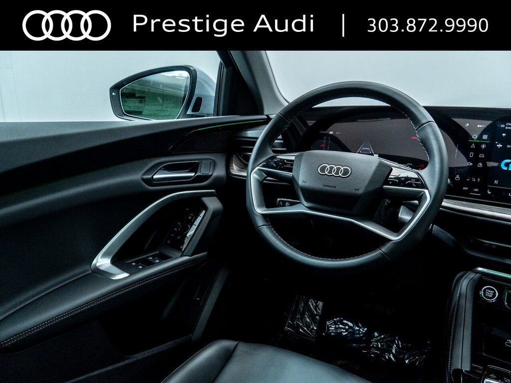 Used 2025 Audi Q5 Premium w/ Convenience Package image 27