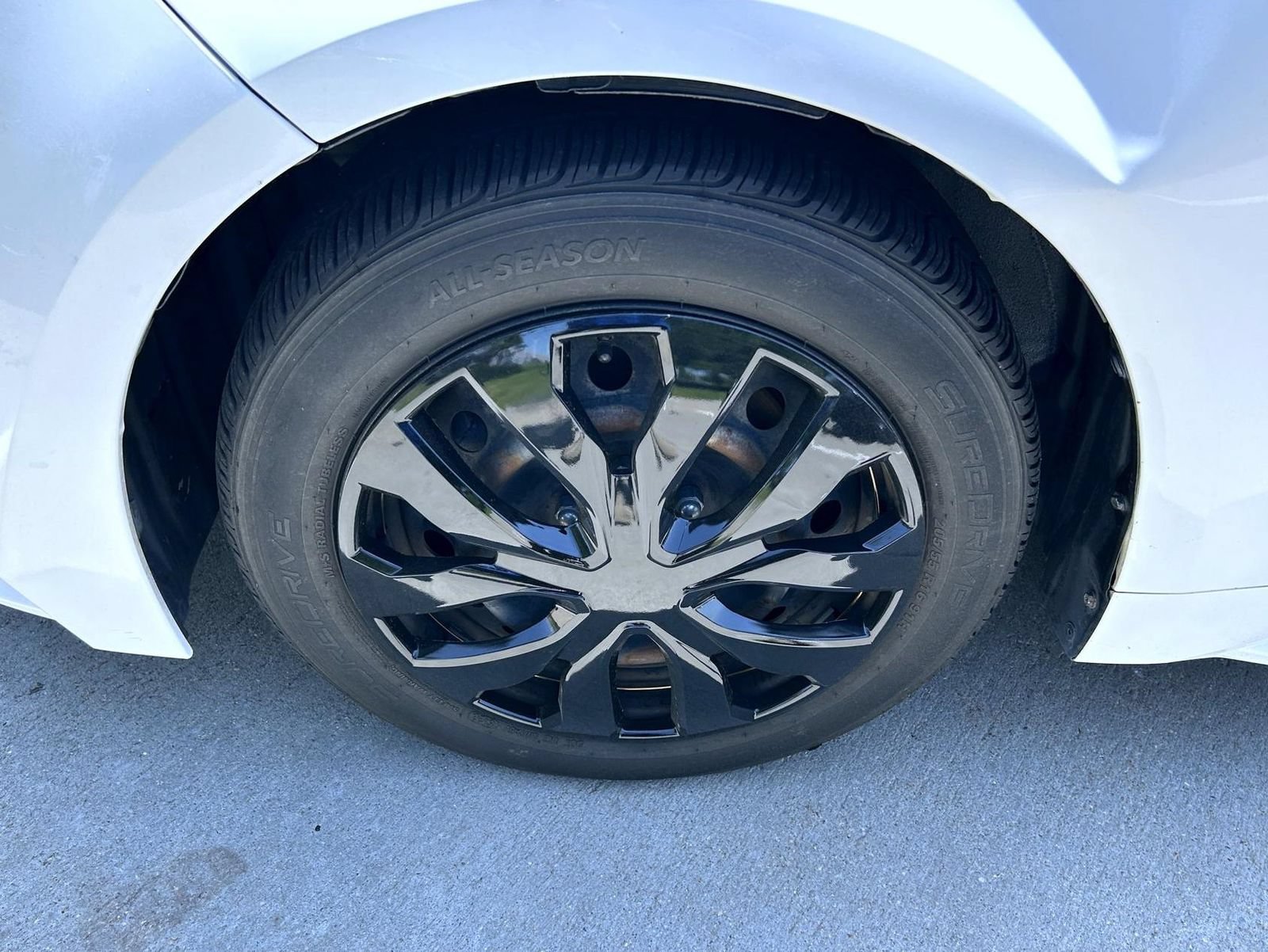 Used 2020 Toyota Corolla LE FWD image 22