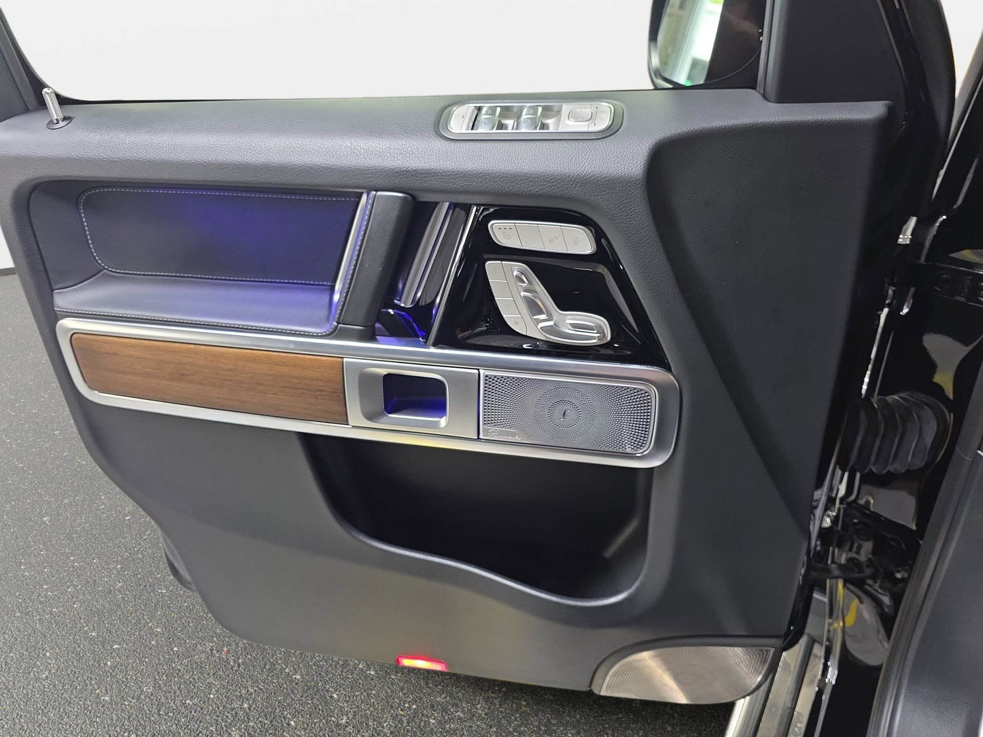 Used 2024 Mercedes-Benz G 550 image 26