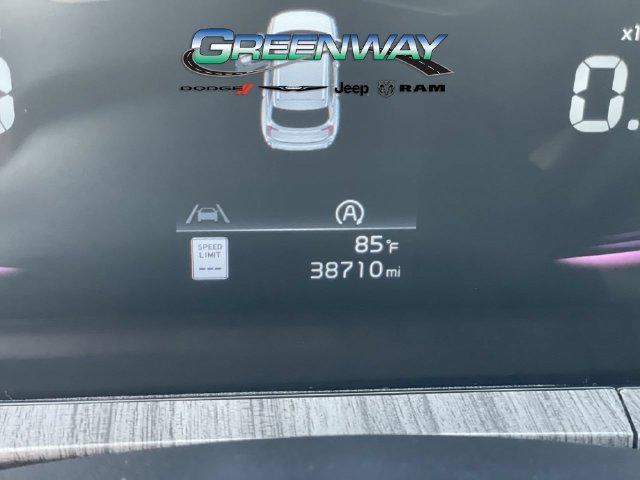 Used 2024 Kia Telluride EX w/ EX Captain's Chair Package FWD image 34