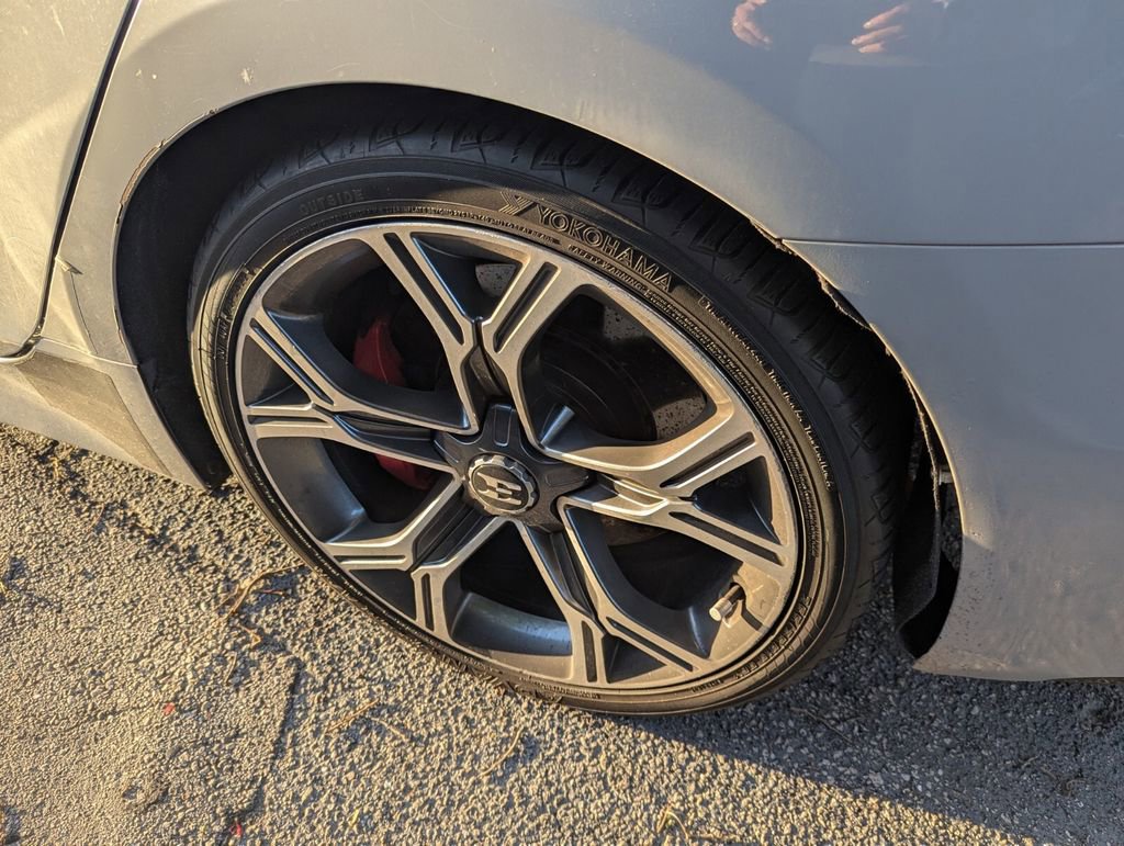 Used 2019 Kia Stinger GT1 image 14