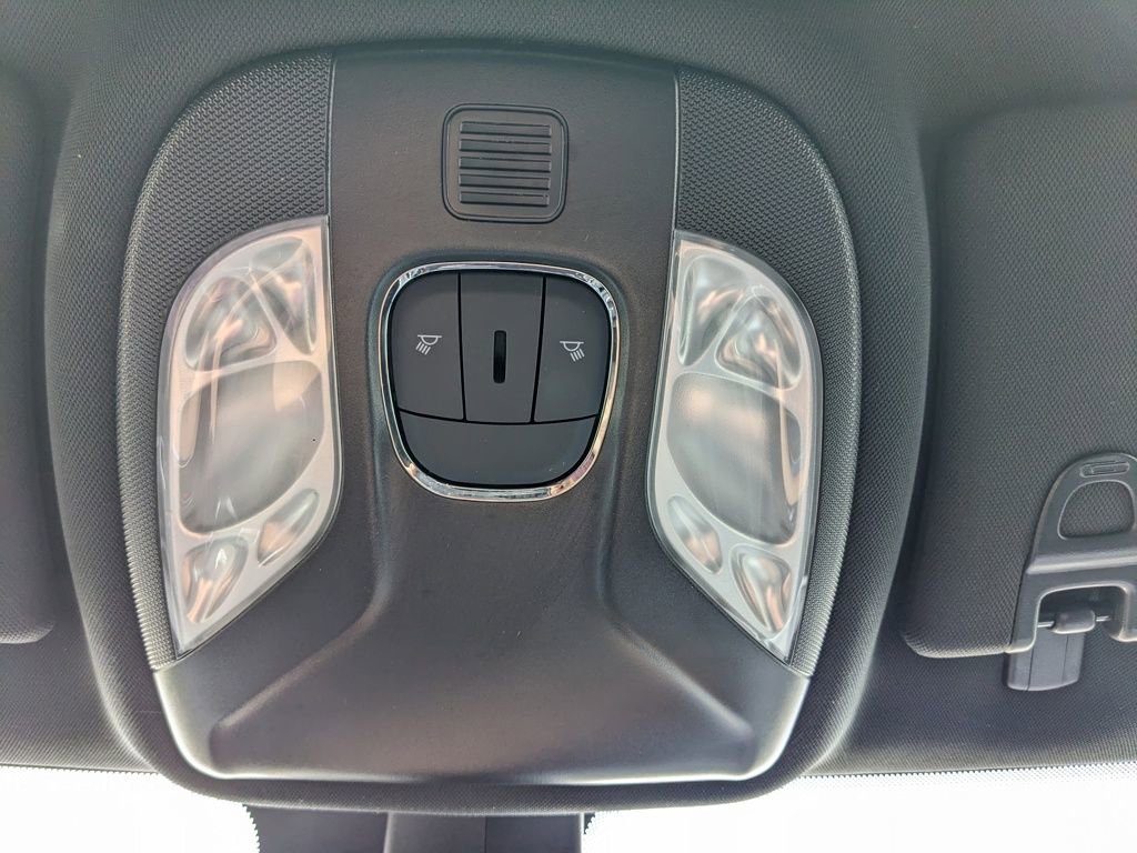 Certified 2025 Jeep Compass Latitude image 59