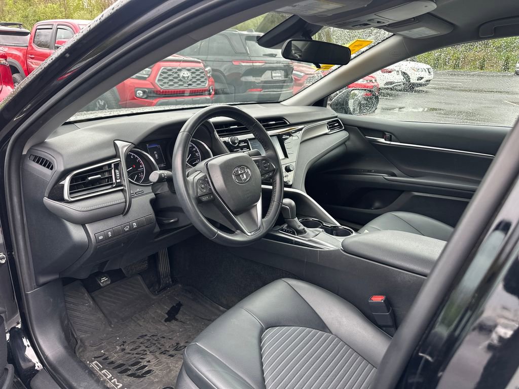 Used 2019 Toyota Camry SE image 9